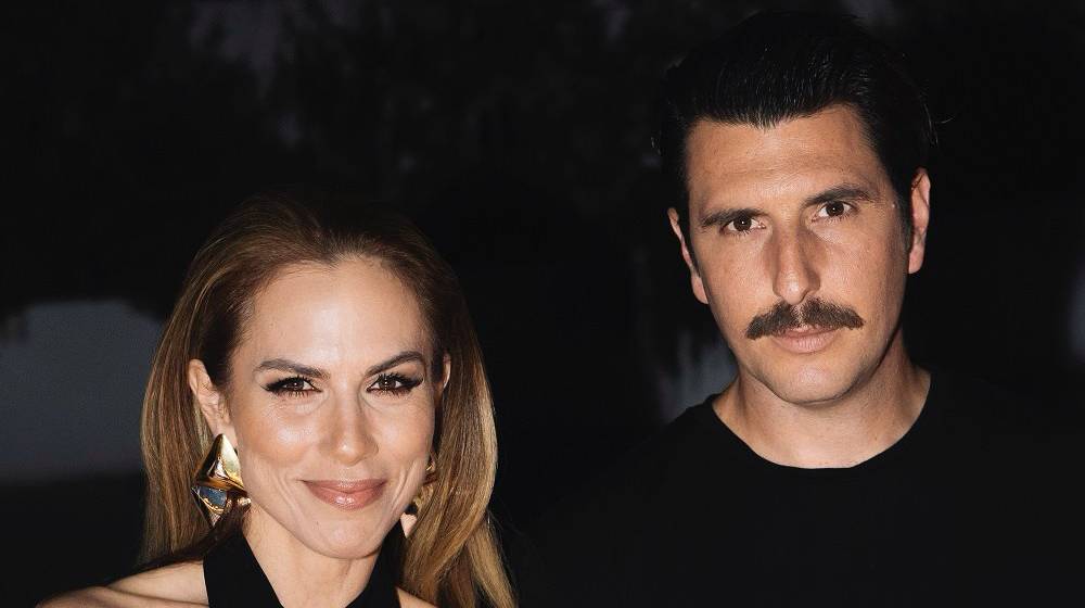 Ντορέττα Παπαδημητρίου – Γιώργος Γεροντιδάκης: Αγκαλιά σε βραδινή τους έξοδο [εικόνα] 